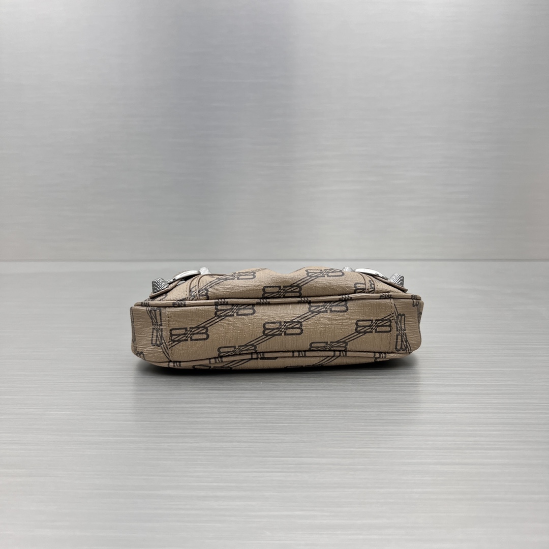 Ba1en*iaga Le Cagole Mini Bag With Chain Bb Monogram Coated Canvas In Beige For Women 8.2 in/20.8 cm 695814210E72762