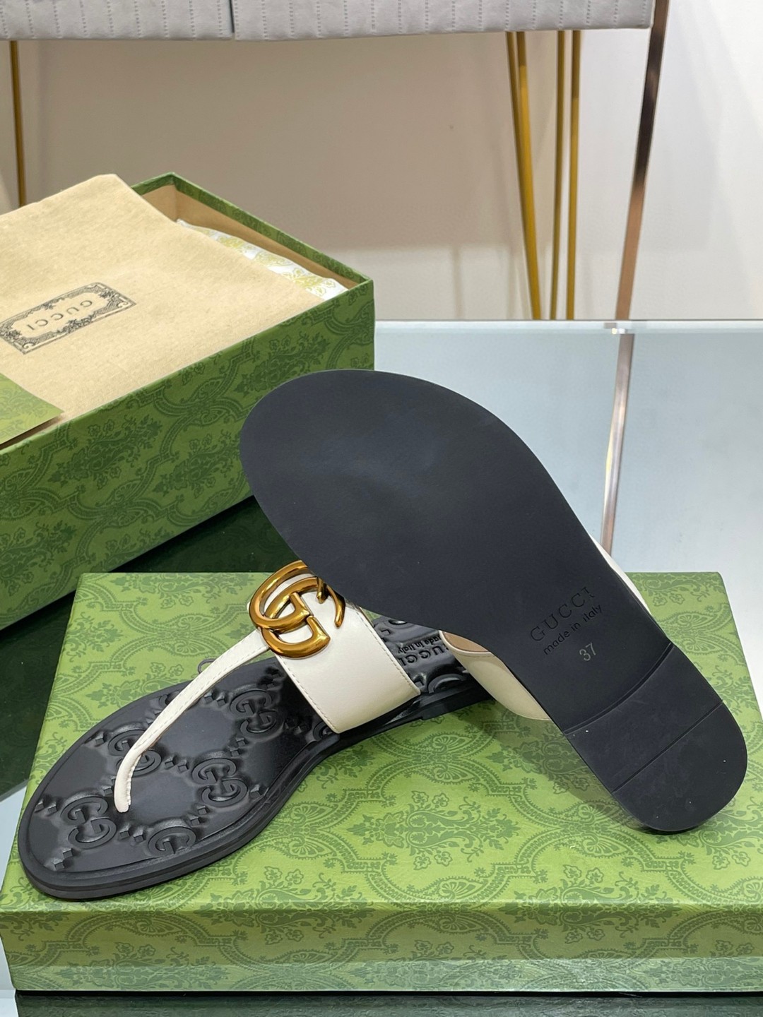Gvc*1 Thong Sandal With Double G White For Women ‎