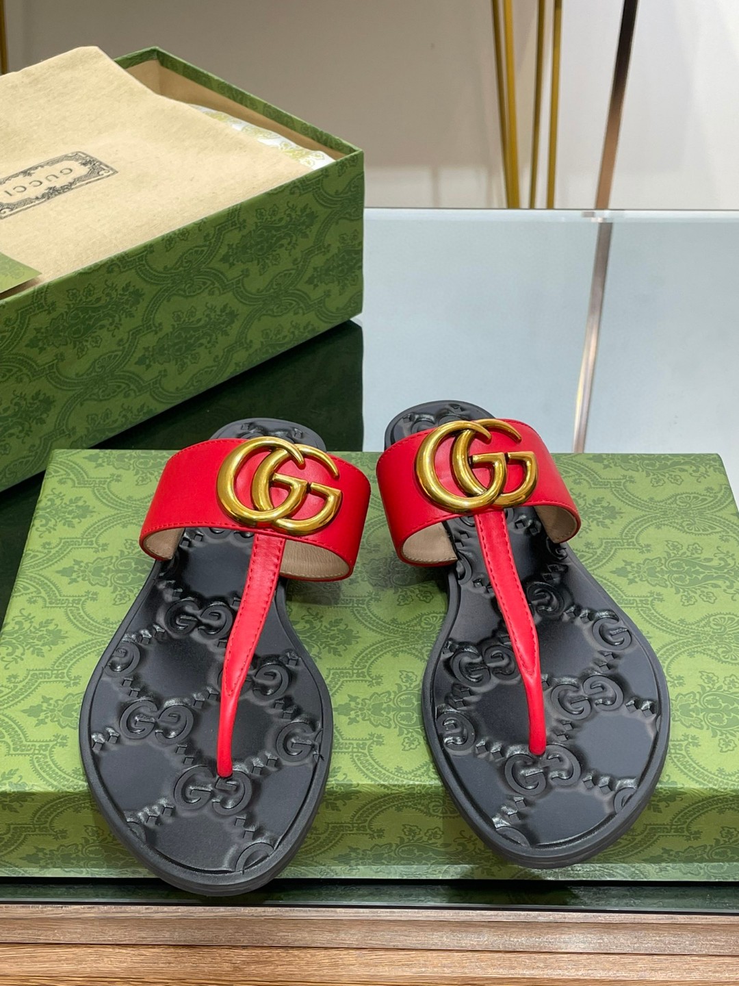 Gvc*1 Thong Sandal With Double G Red For Women ‎