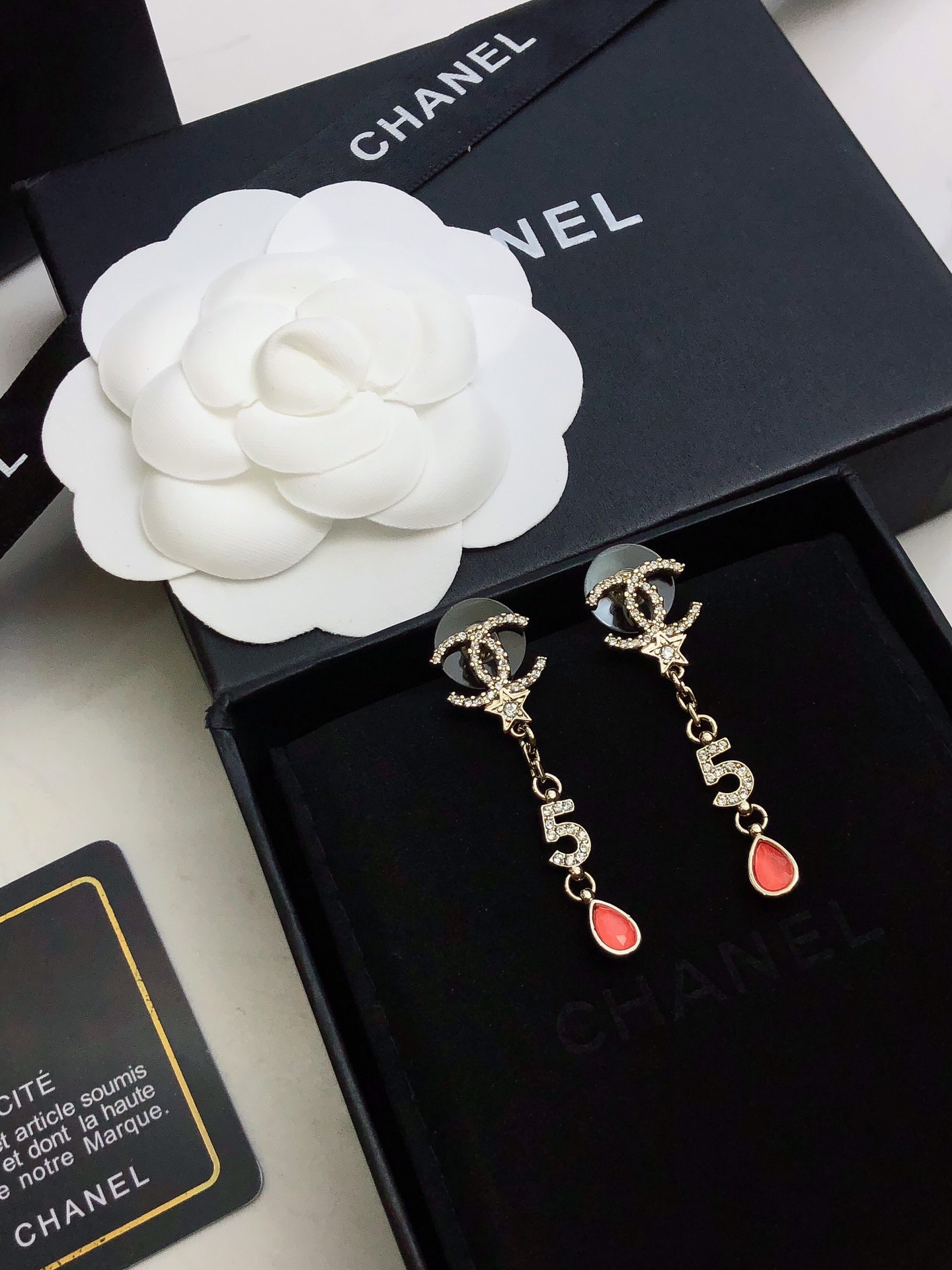 Ch**el 5-Long Earrings Gold For Women