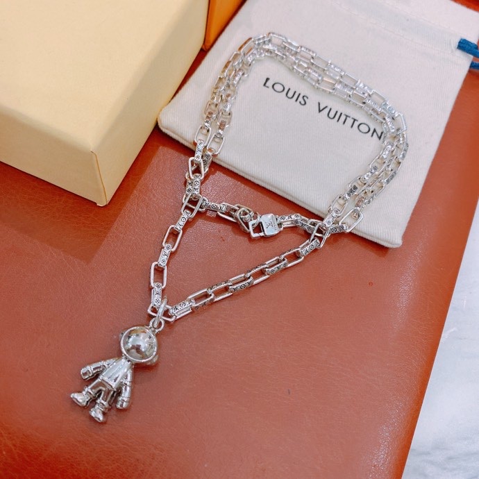 L0vis Vvtt0n Asronaut Necklace Silver For Women