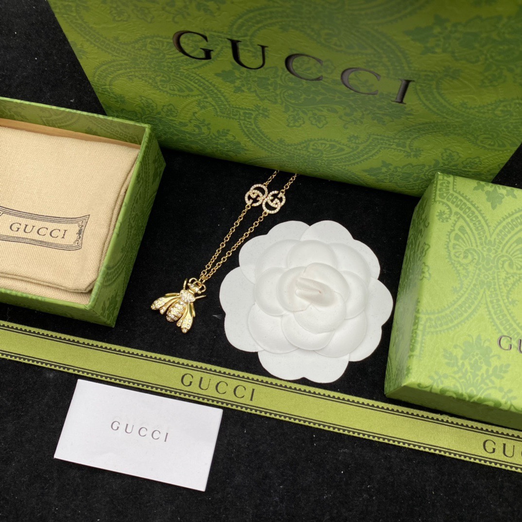 Gvc*1 Bee Necklace Gold For Women