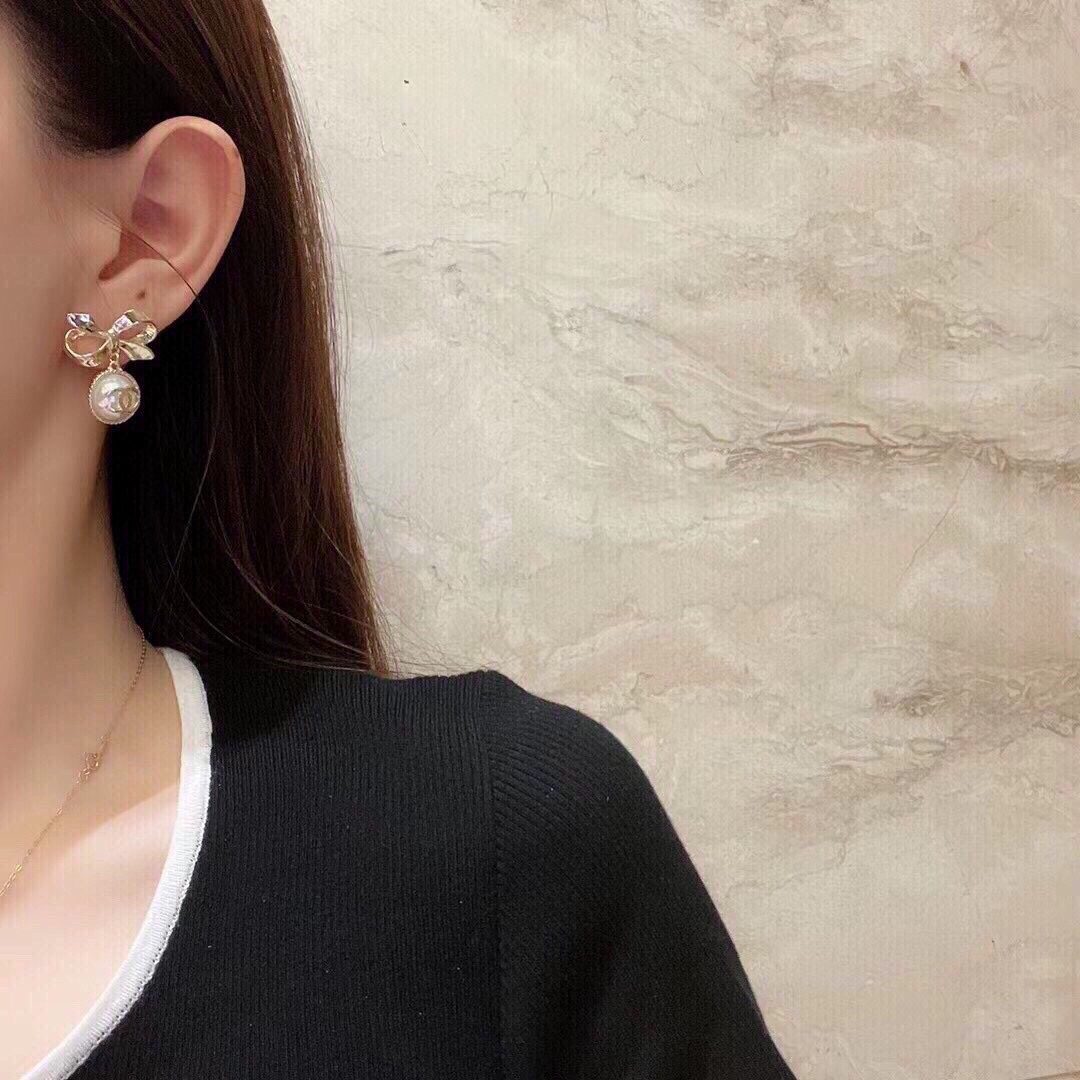 Ch**el Bow Earrings Gold For Women
