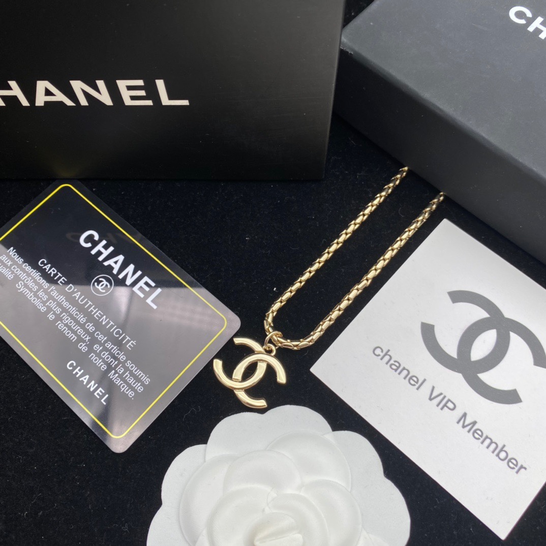 Ch**el CC Necklace Gold For Women