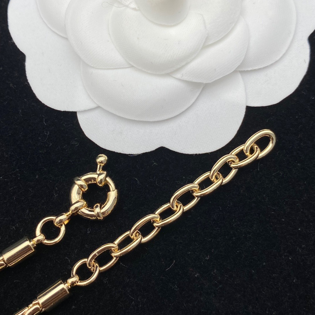 Ch**el CC Necklace Gold For Women
