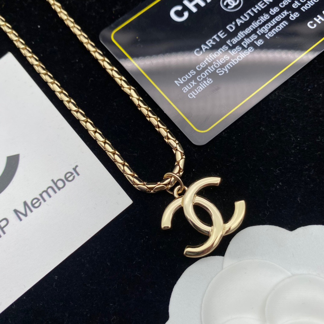 Ch**el CC Necklace Gold For Women