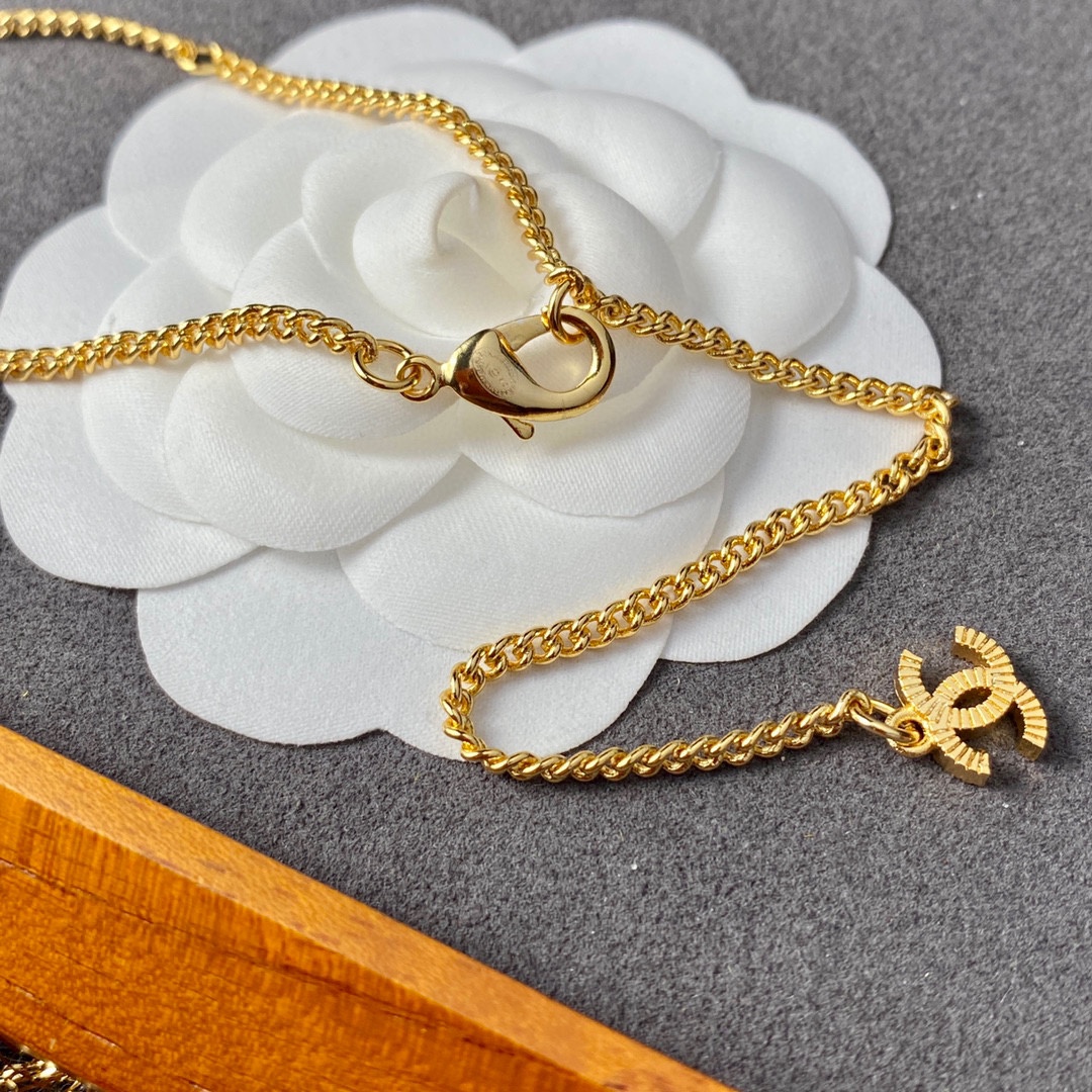 Ch**el CC Necklace Gold For Women