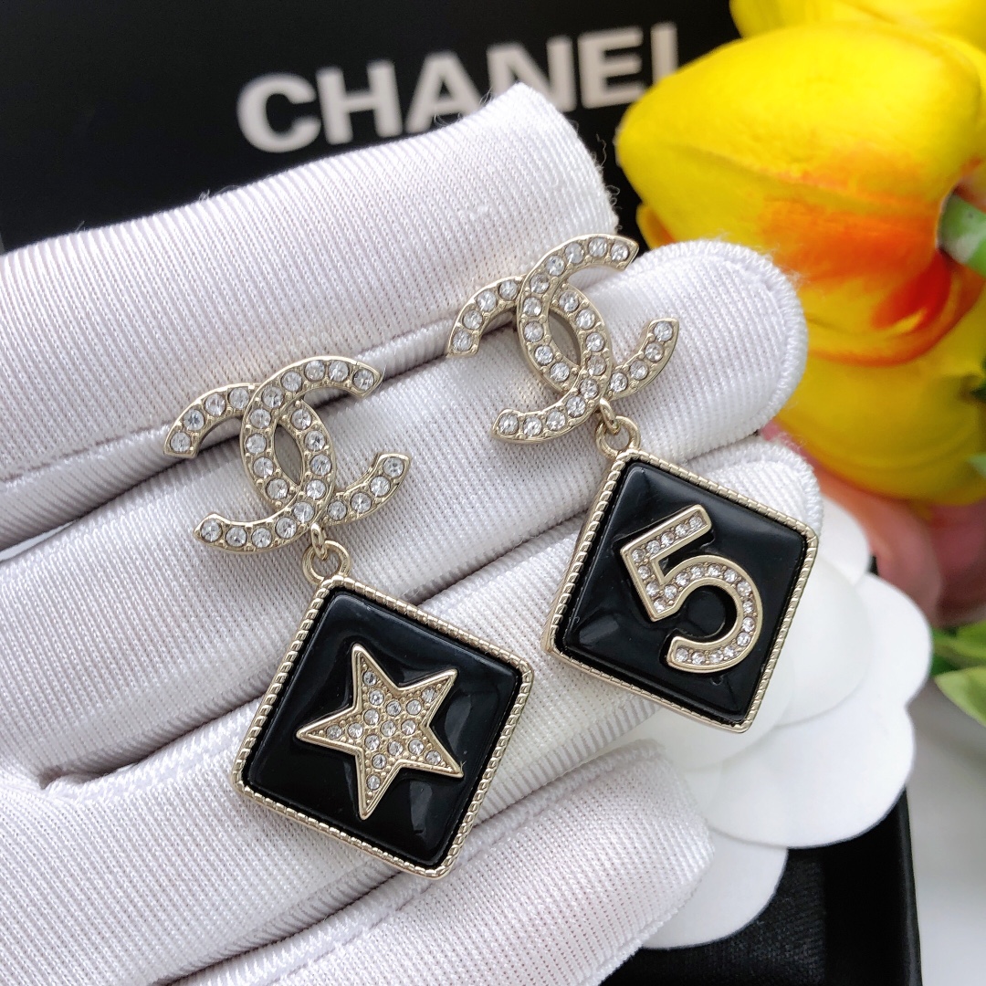 Ch**el Card Earrings Black For Women