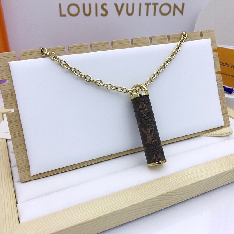 L0vis Vvtt0n Cylinder Pendant Necklace Gold Tone For Women