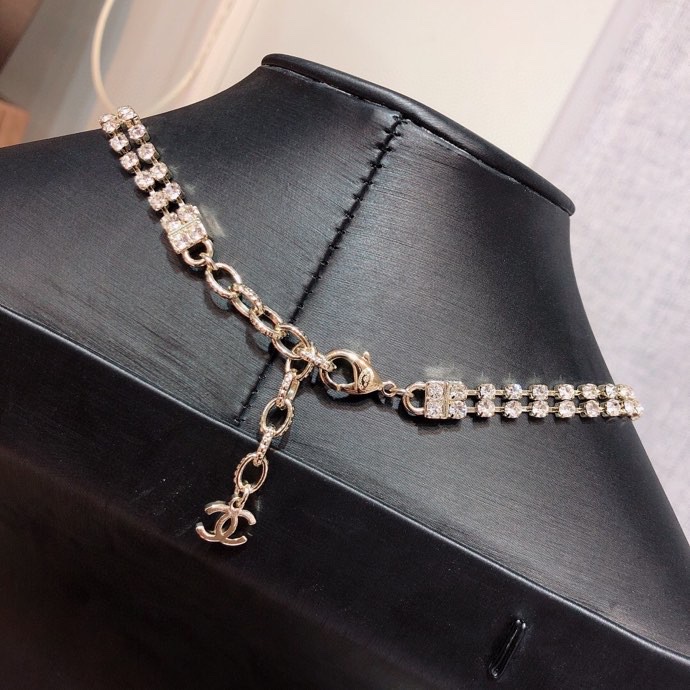 Ch**el D1am0nd Necklace Gold For Women