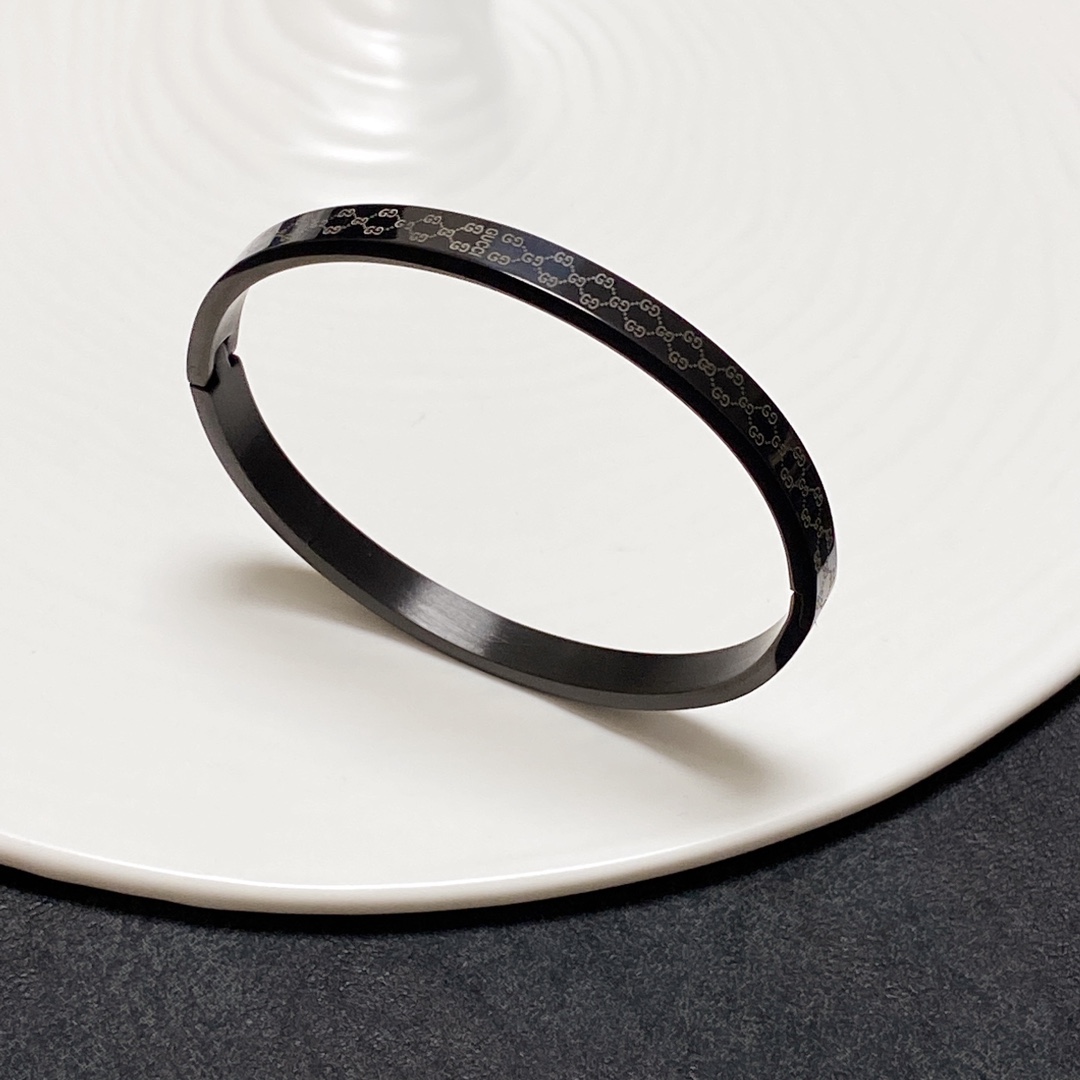 Gvc*1 Double G Bracelet Black For Women