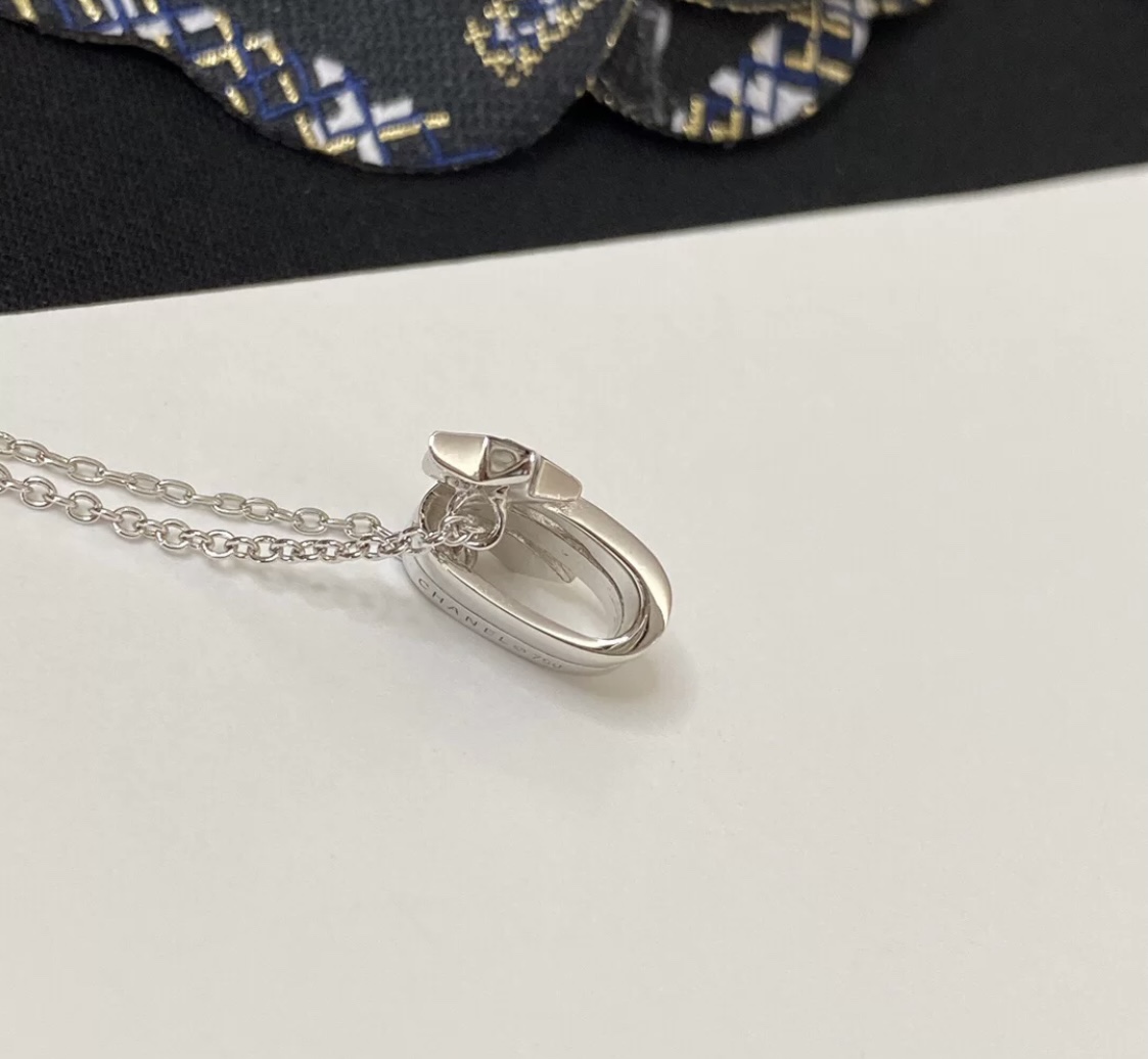 Ch**el Étoile Filante Necklace Silver Tone For Women J10813, 3599591465369