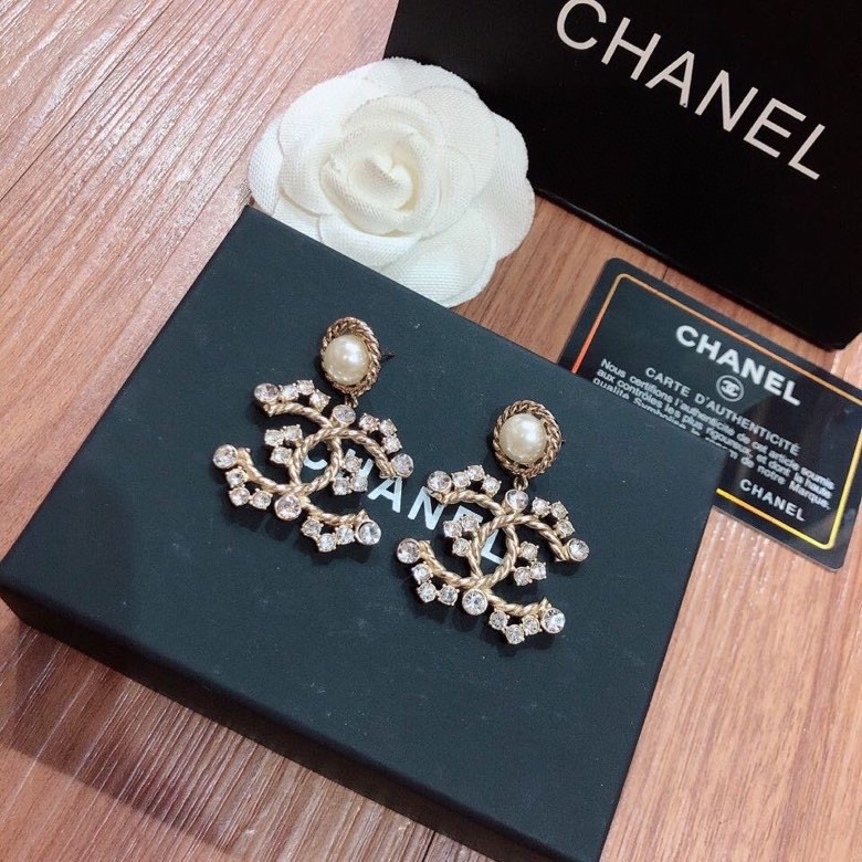 Ch**el Fashional Douple C Earrings Gold Tone For Women