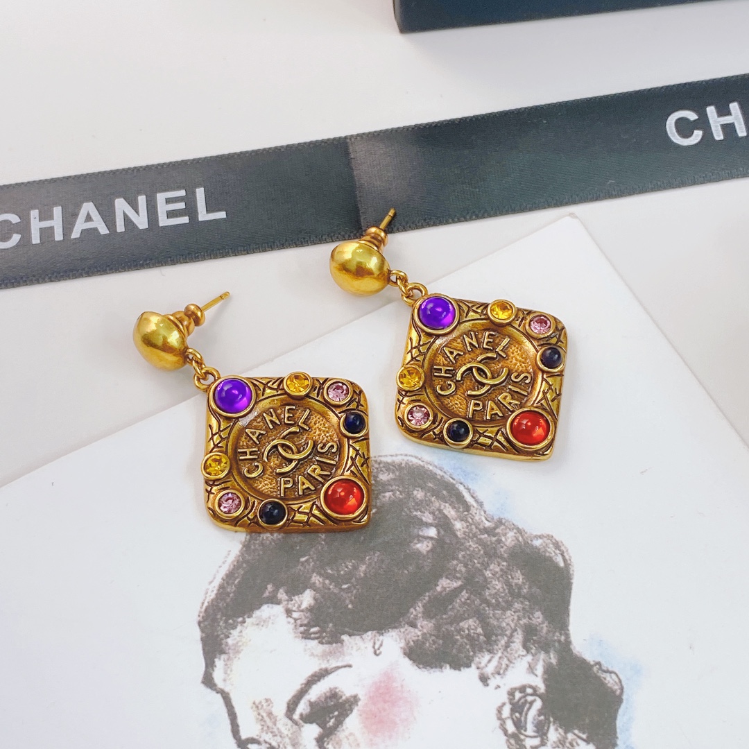 Ch**el Glass Earrings Gold For Women