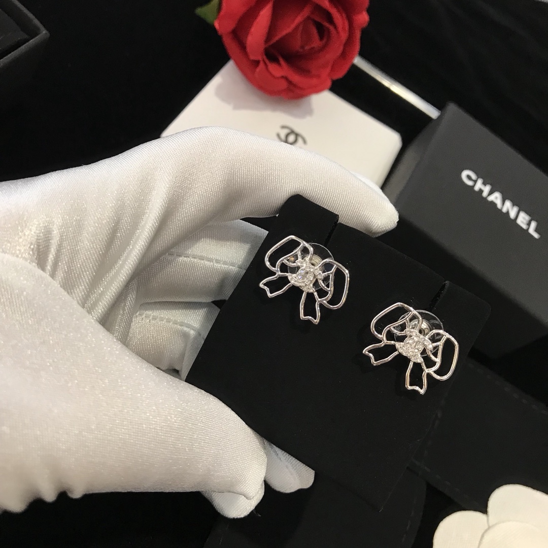 Ch**el Lovely Bow Frame Earrings Silver Tone For Women