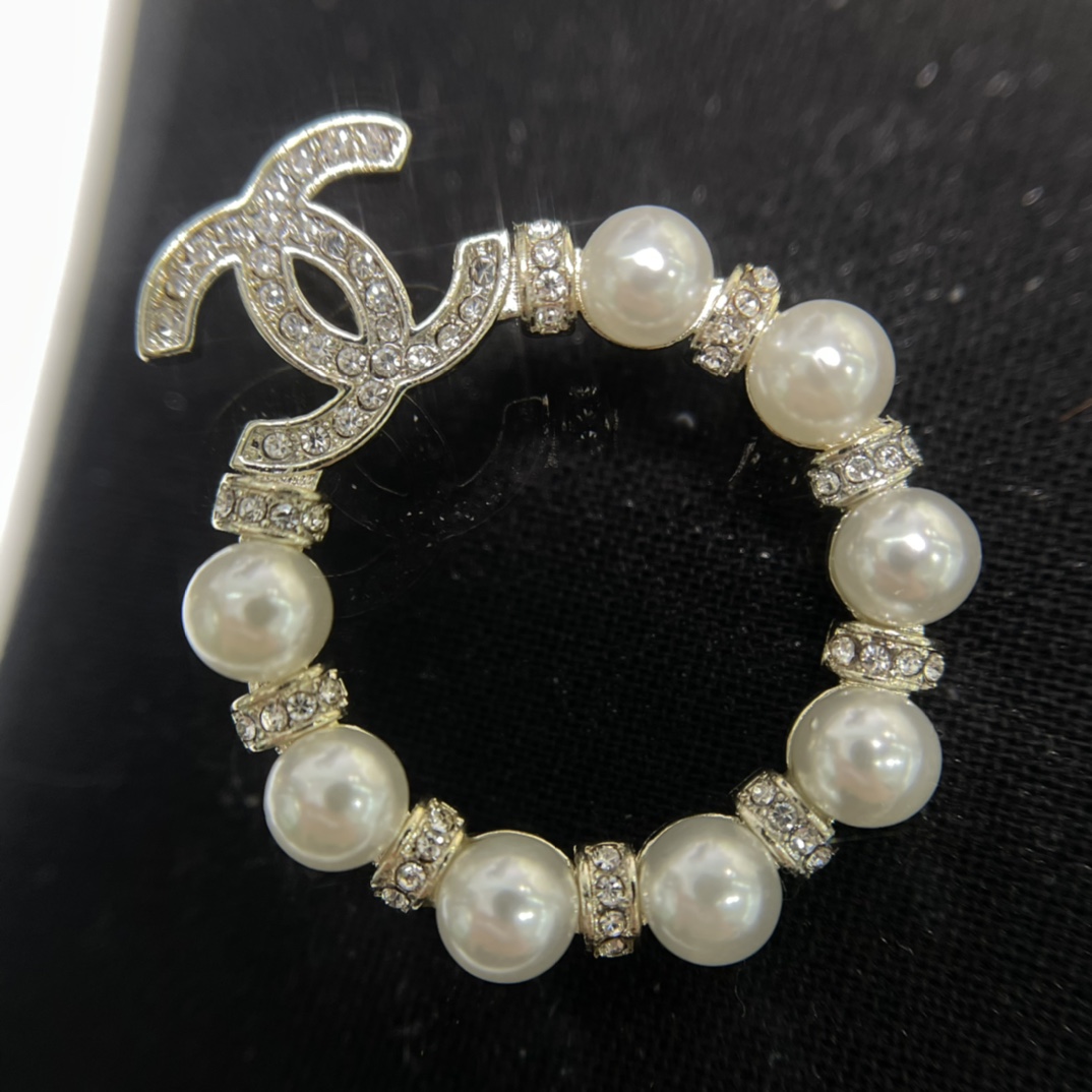Ch**el Mini Pearl Border Circle Frame Earrings Gold Tone For Women