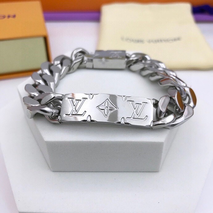 L0vis Vvtt0n Monogram Chain Bracelet Silver Tone For Men M00855