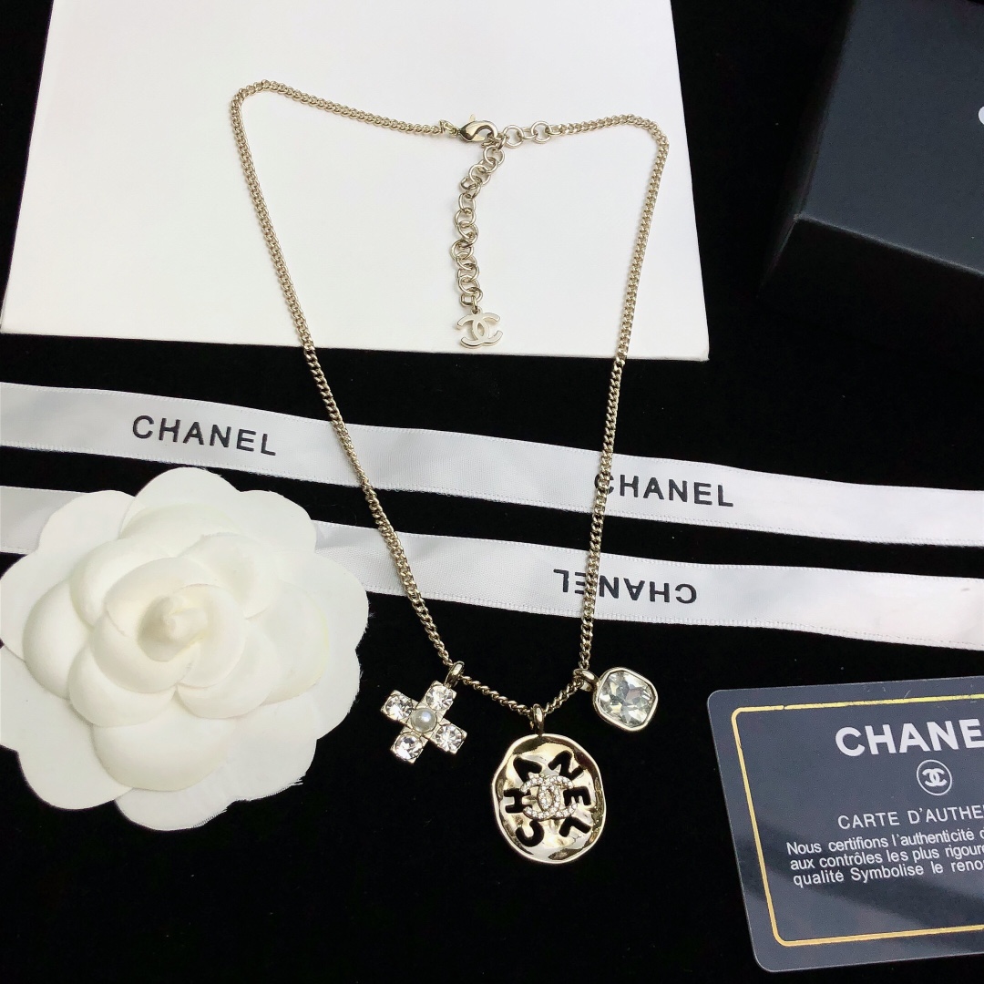 Ch**el Necklace Gold For Women