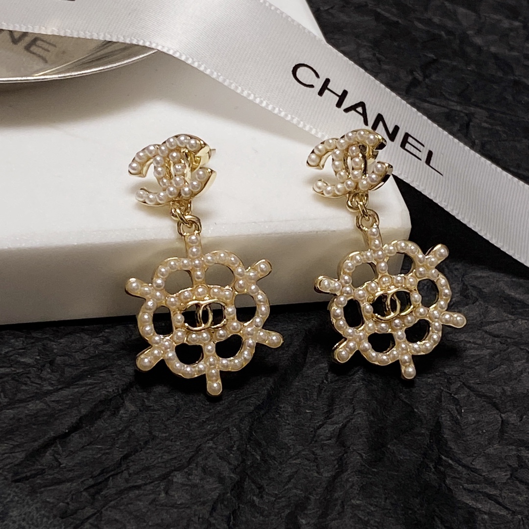 Ch**el Pearl Earrings Gold For Women