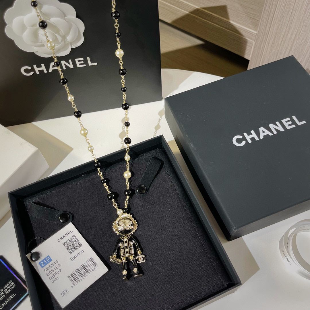 Ch**el Pearl Necklace Gold For Women