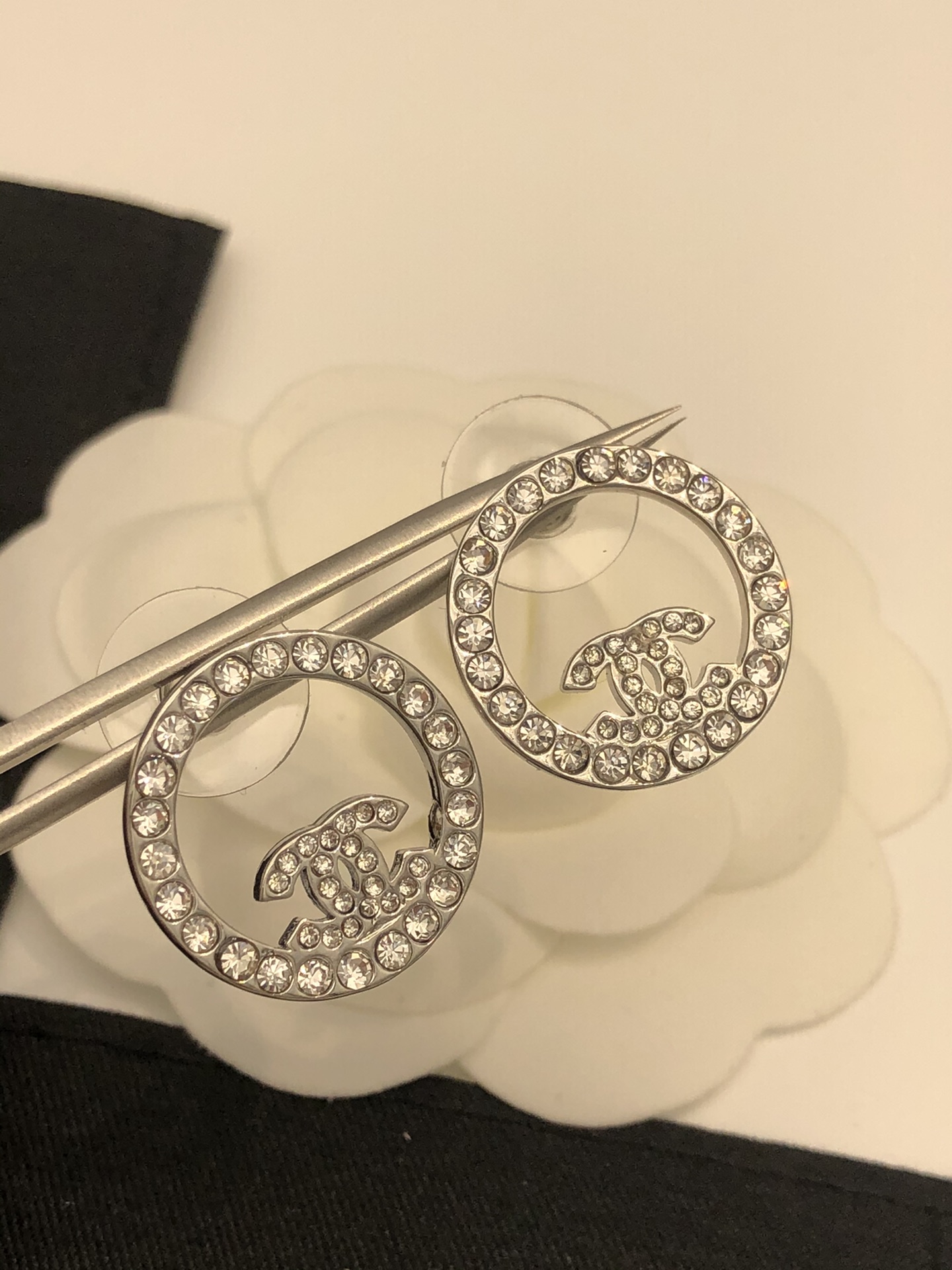 Ch**el Round Stud Earrings Silver For Women