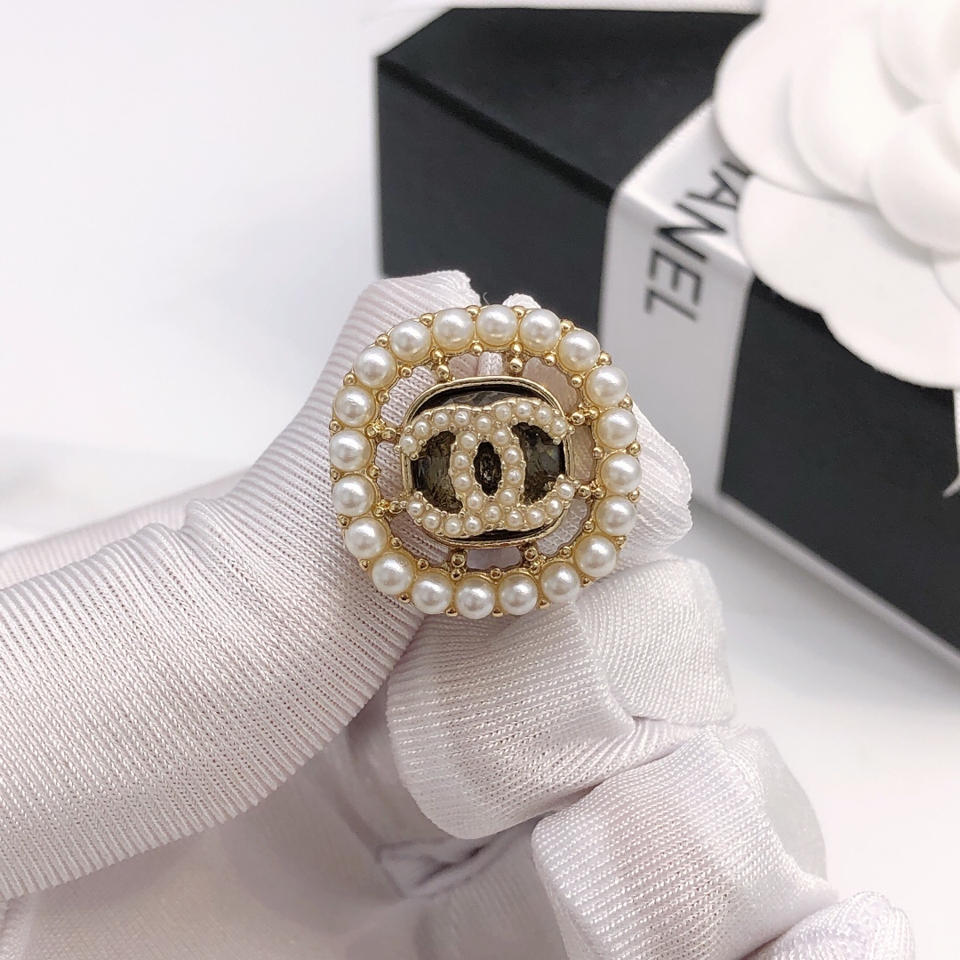 Ch**el Slim Rice Grain Round Earrings Gold For Women