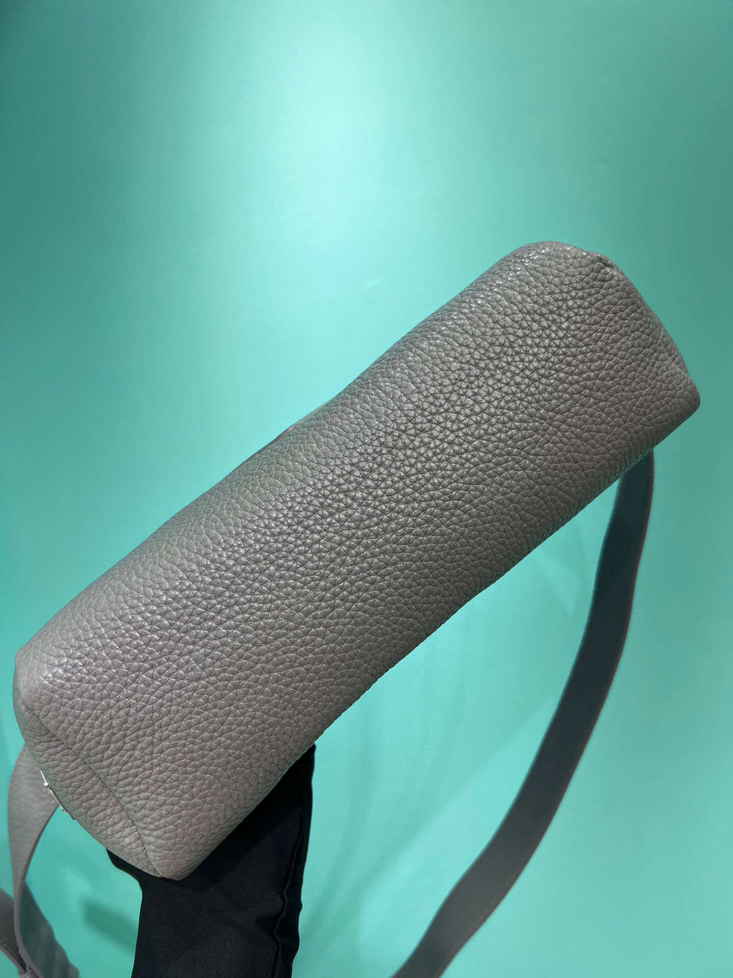 Pra*a Bag With Shoulder Strap In Grey For Women 10.2 in/ 26cm 2VH165_2BBE_F0K44_V_OOO