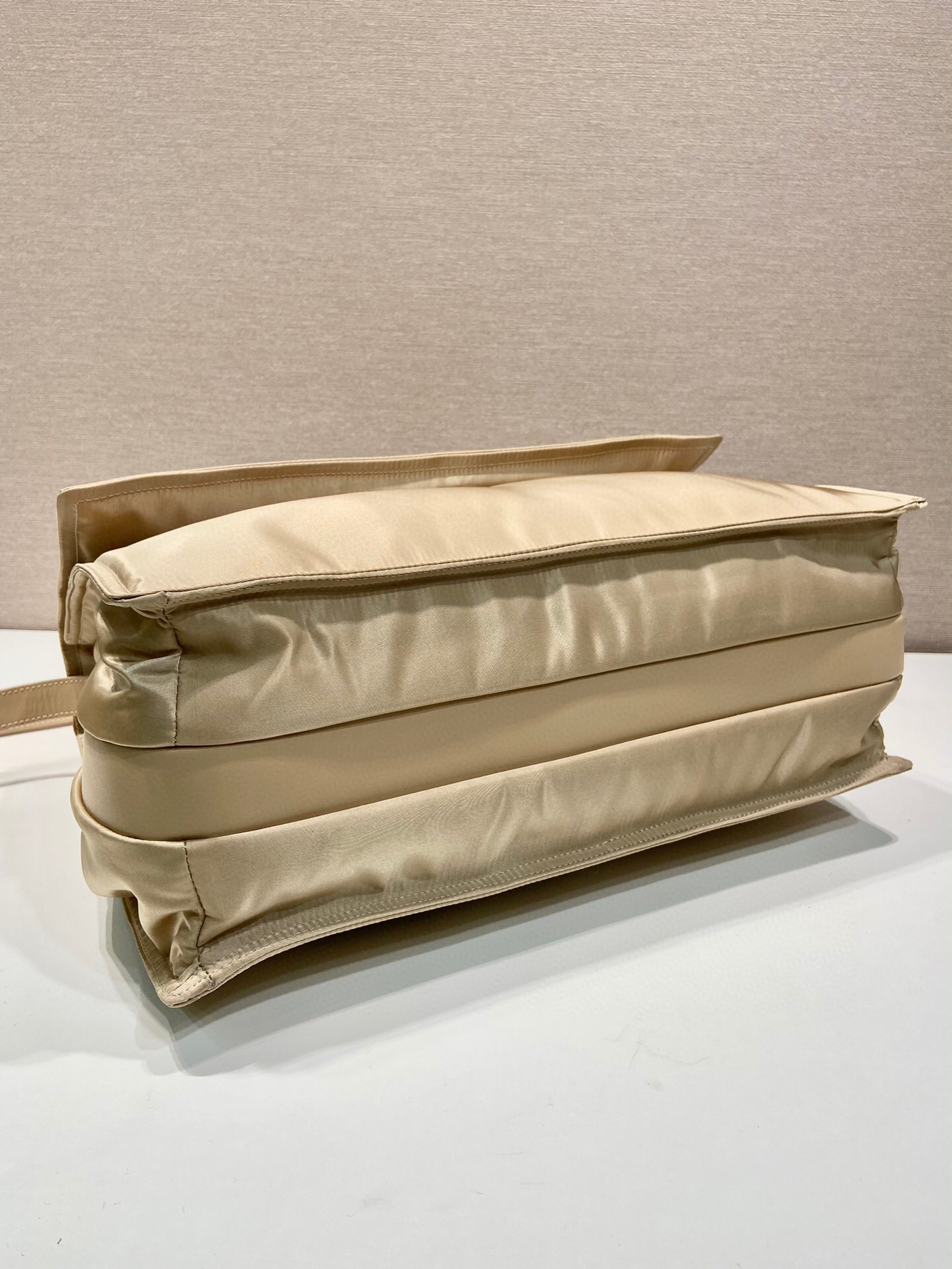 Pra*a Large Padded Shoulder Bag In Beige For Women 14.1in/ 36cm 1BD256_RDLN_F0F24_V_OOO