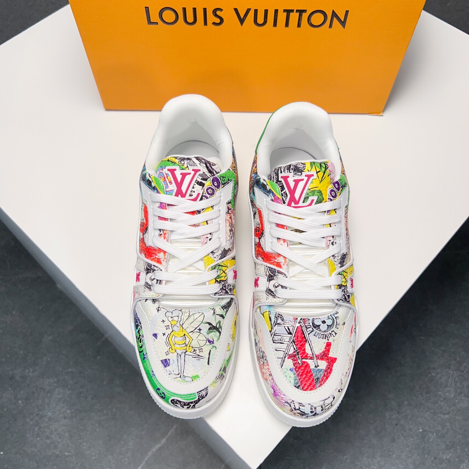 L0vis Vvtt0n LV Trainer Sneaker Multicolor For Men