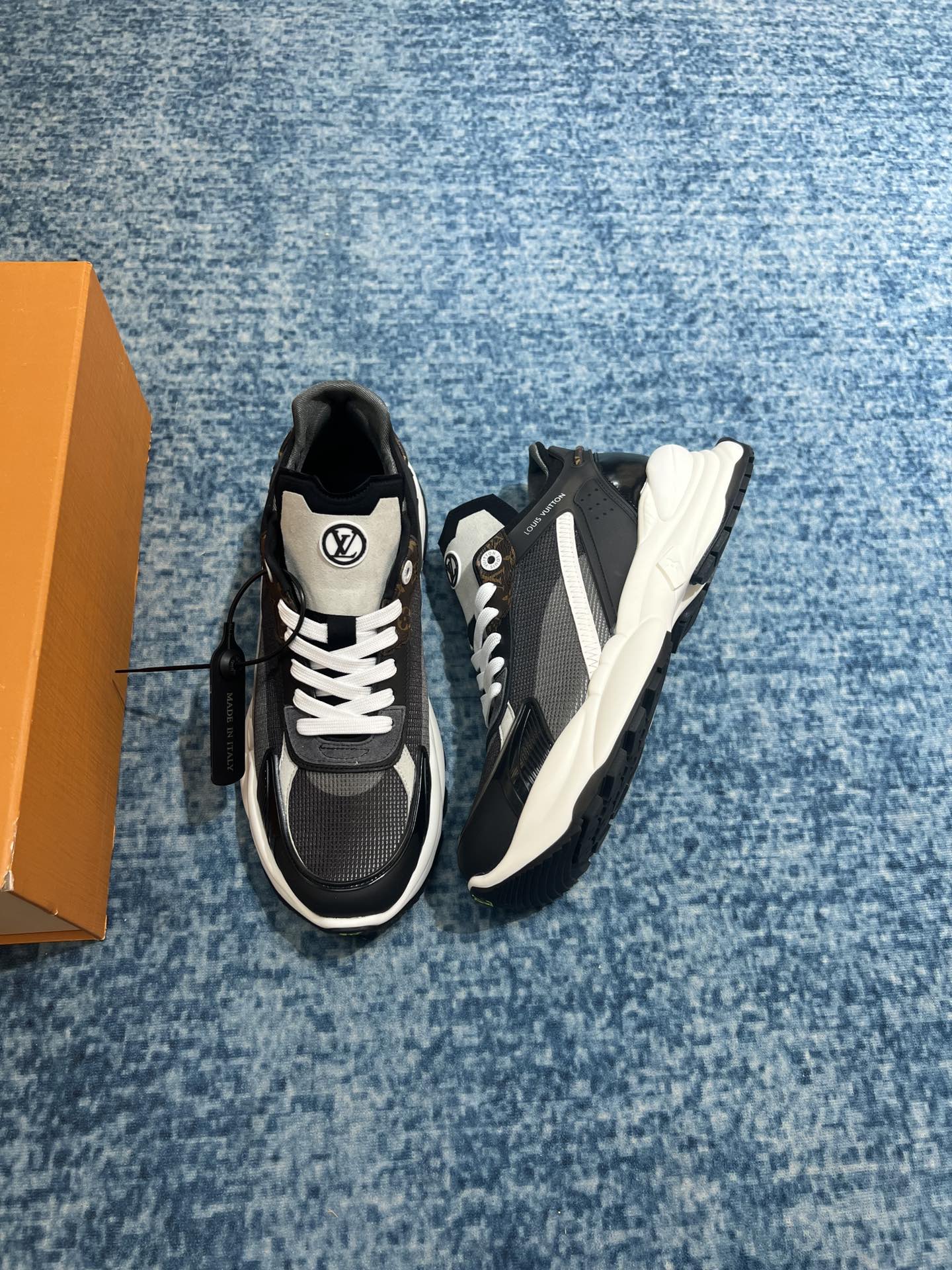 L0vis Vvtt0n Run 55 Sneaker Black For Men