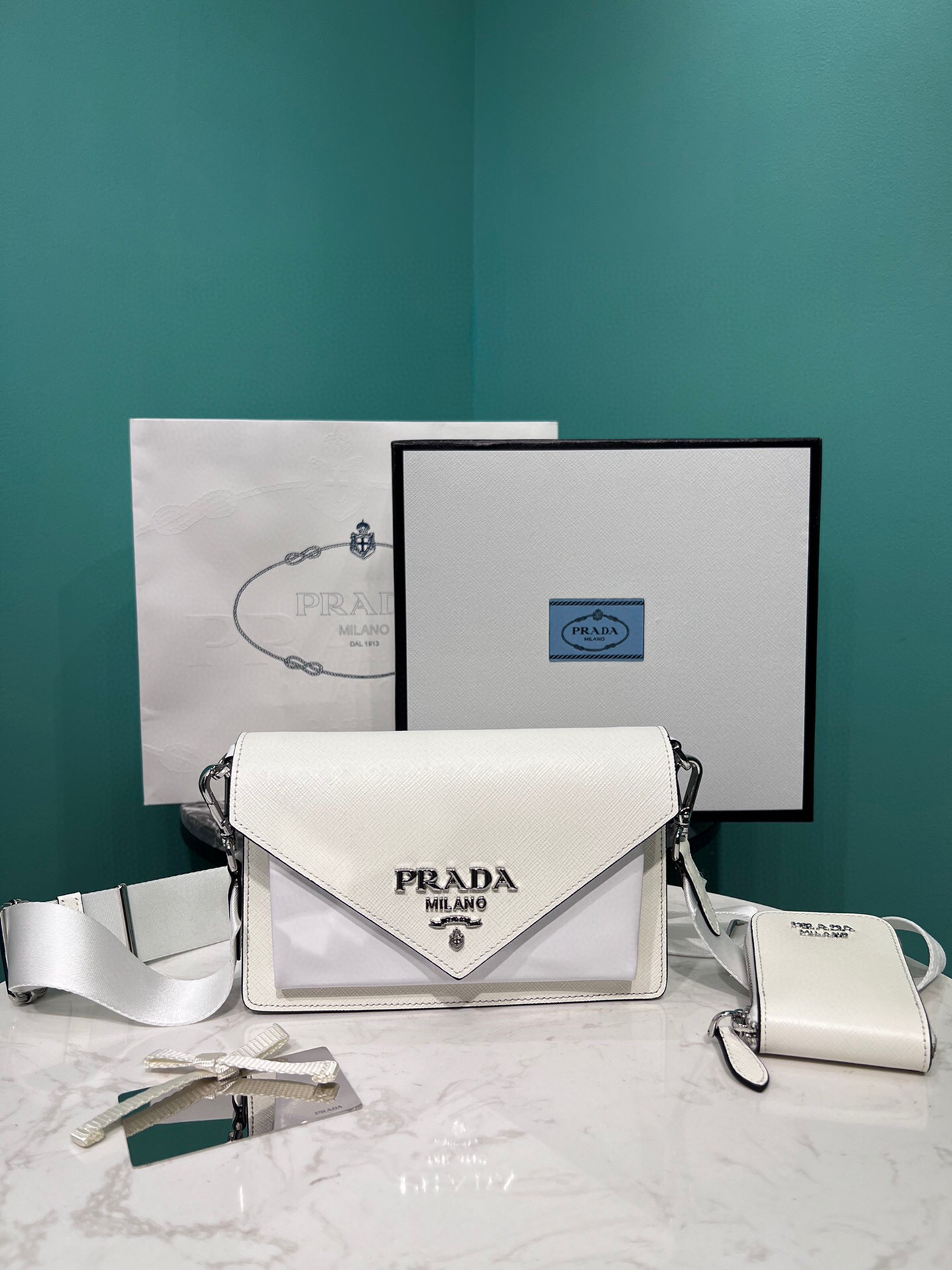 Pra*a Saffiano Mini Envelope Bag In White For Women 7.8 in/ 20cm 1BP020_2EVU_F0009_V_N2O