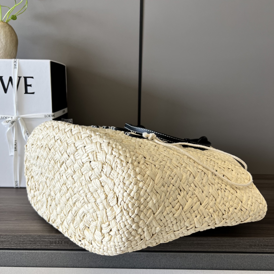 L0ew* Anagram Basket Bag Beige/Black For Women 18.1in / 46cm A223T43X02