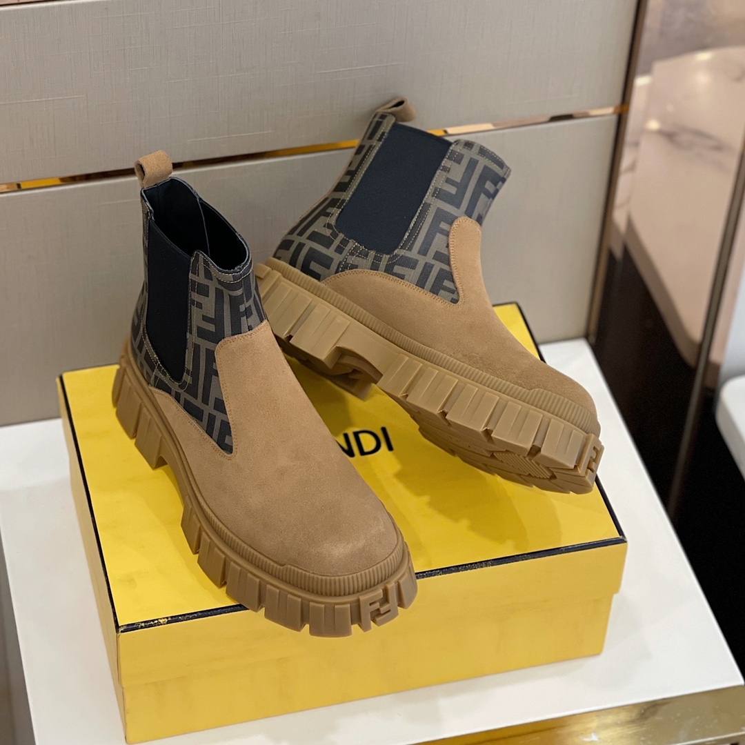 F**di Chelsea Boots Brown For Men