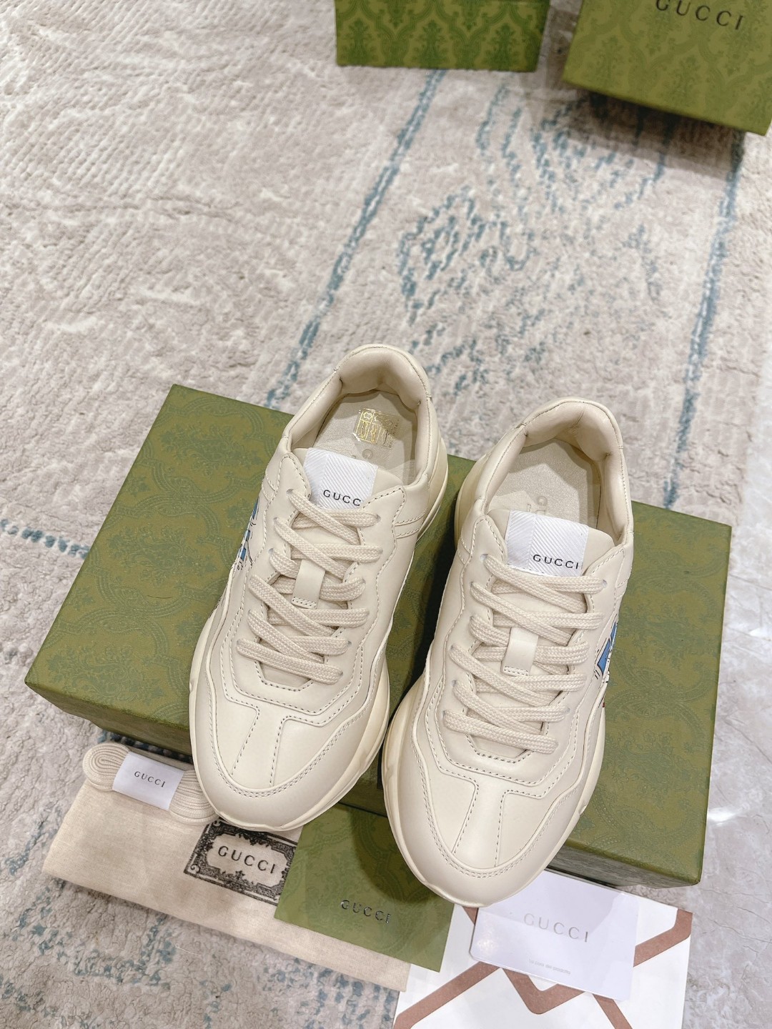 Gvc*1 Disney x Donald Duck Rhyton Sneaker White For Men 646506 DRW00 9522