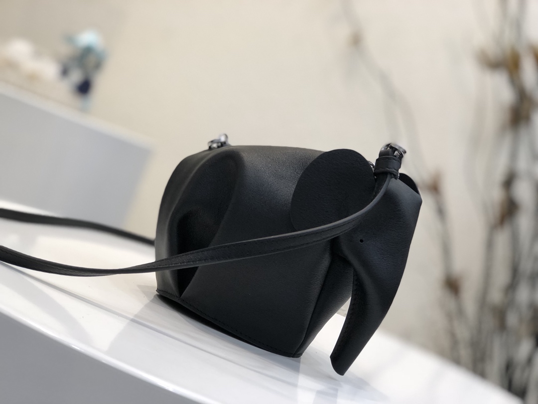 L0ew* Elephant Bag Black/Brown For Women 7.1in / 18cm