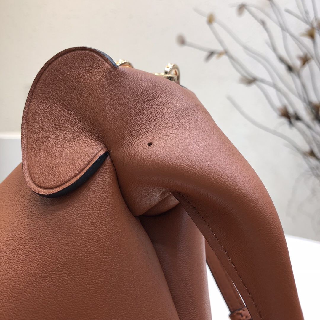 L0ew* Elephant Bag Black/Brown For Women 7.1in / 18cm