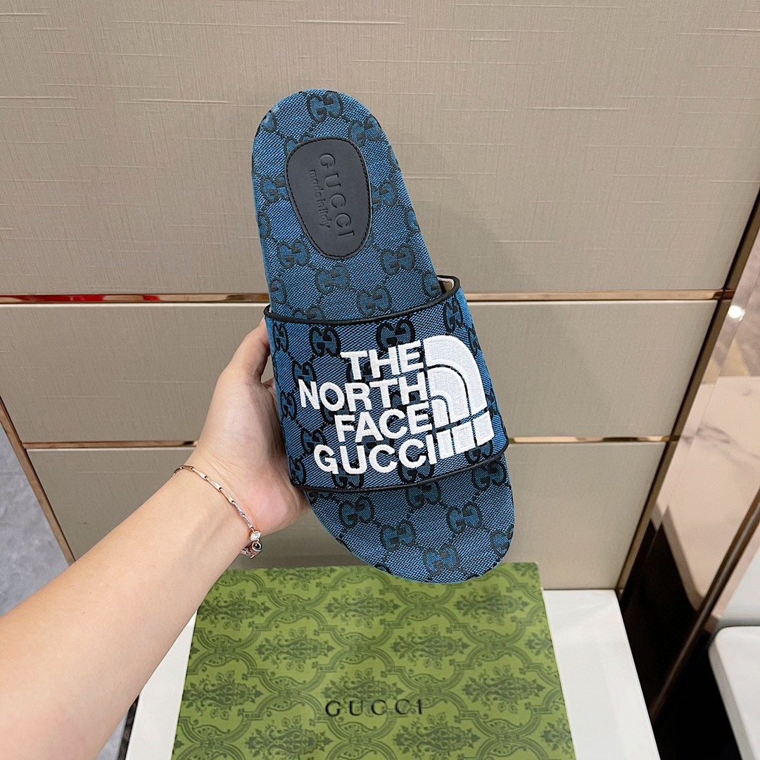 Gvc*1 GG Canvas Slide Sandal Blue For Men