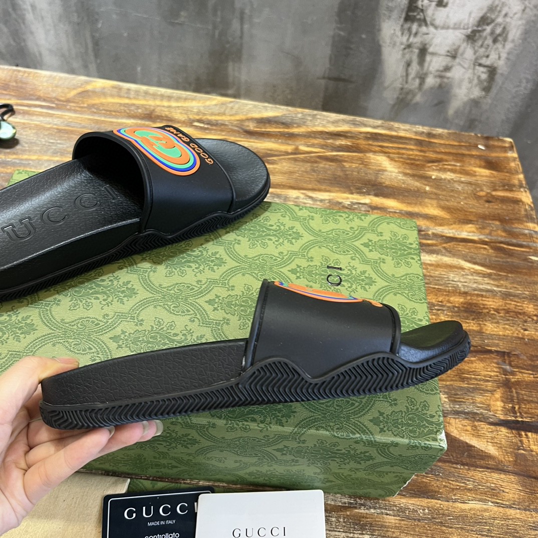Gvc*1 Good Game Slide Sandal Black For Men 722427 0R030 1000