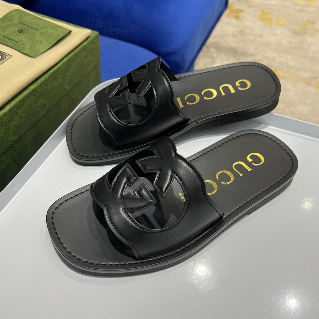 Gvc*1 Interlocking-G Cut-Out Slide Sandal Black For Men
