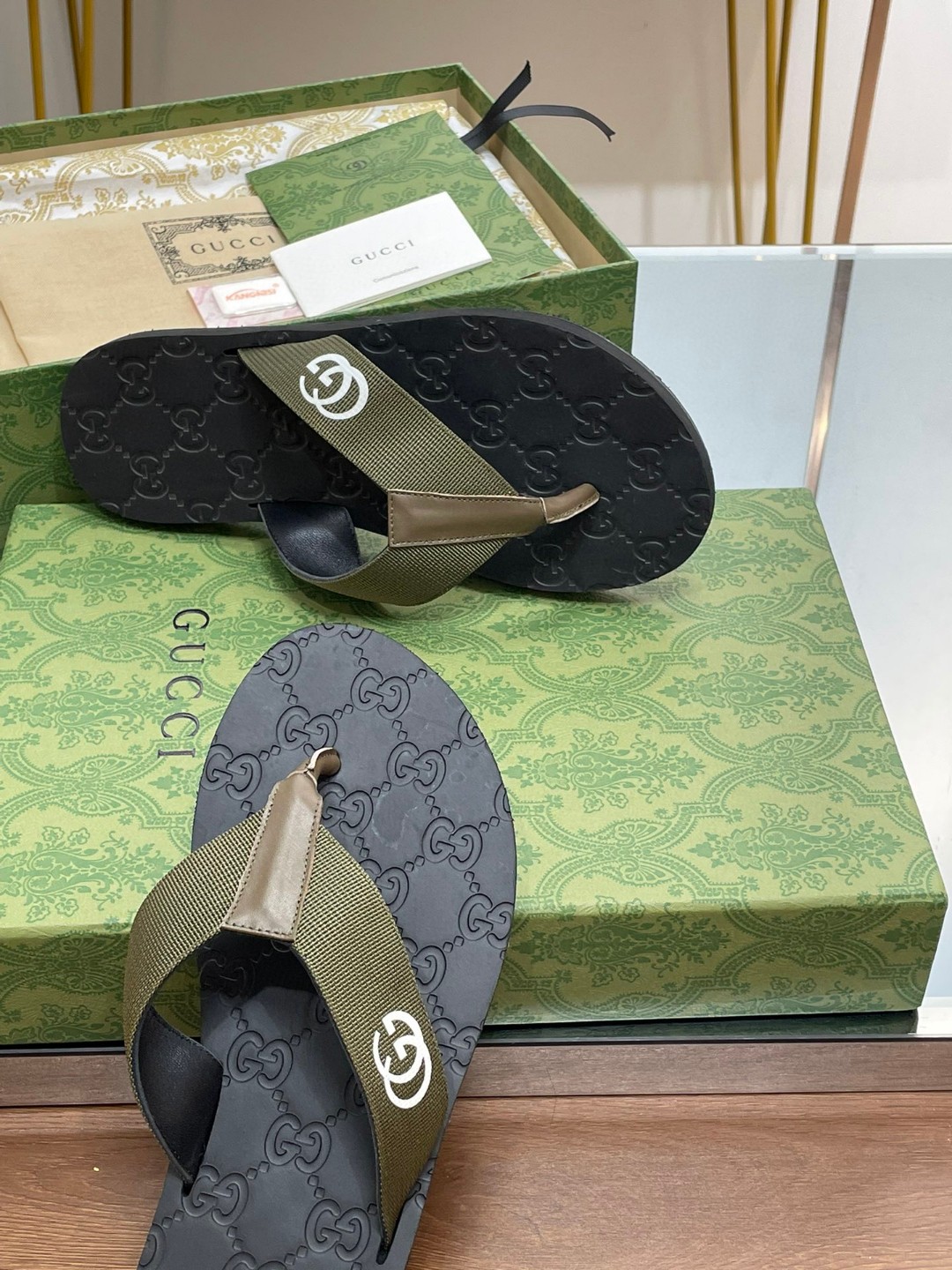 Gvc*1 Thong Sandal Green For Men