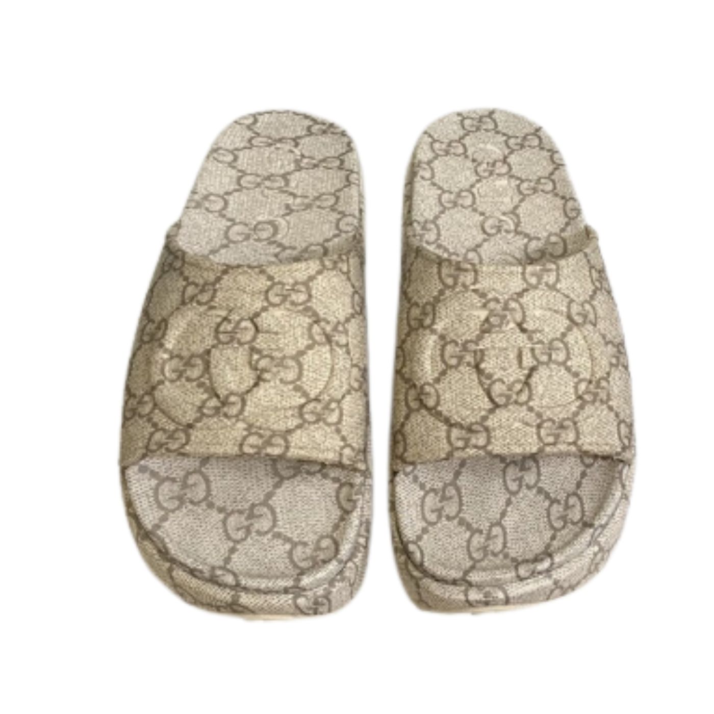 Gvc*1 Interlocking G Slide Sandal Beige For Men 725535 JAAC6 9742