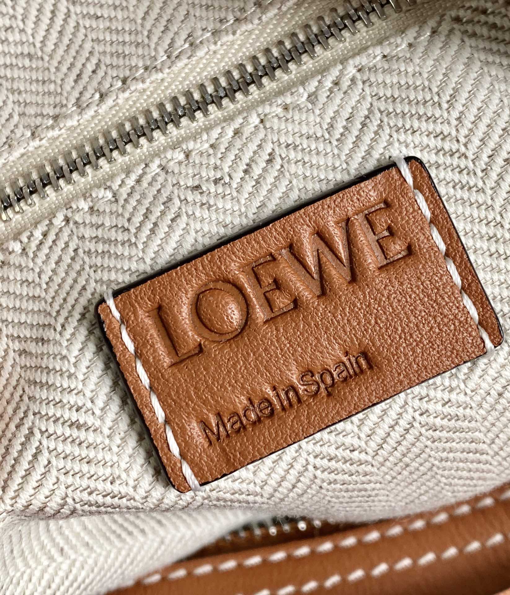 L0ew* Large Elephant Bag Brown For Women 14.2in / 36cm B623A18X01
