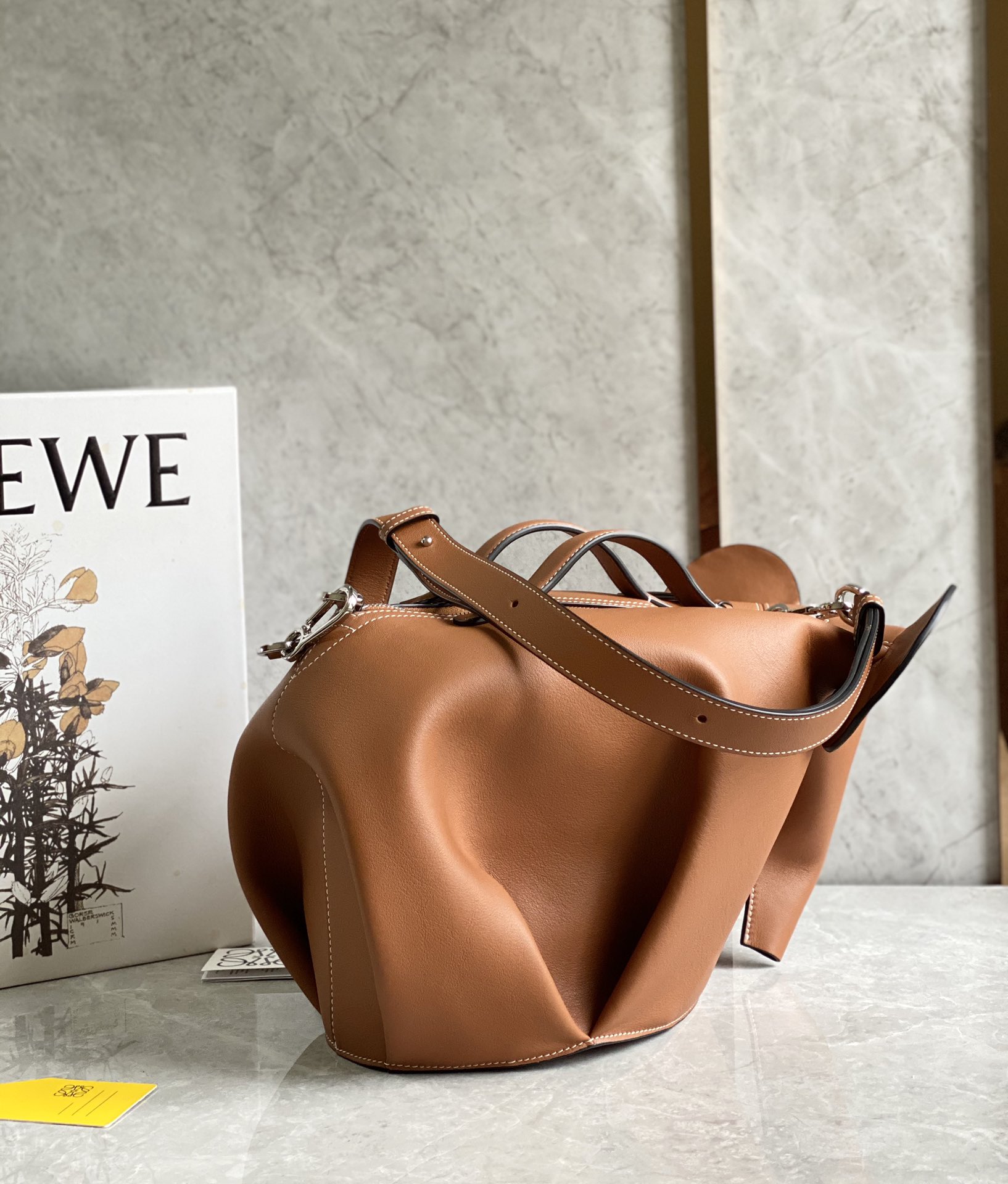 L0ew* Large Elephant Bag Brown For Women 14.2in / 36cm B623A18X01