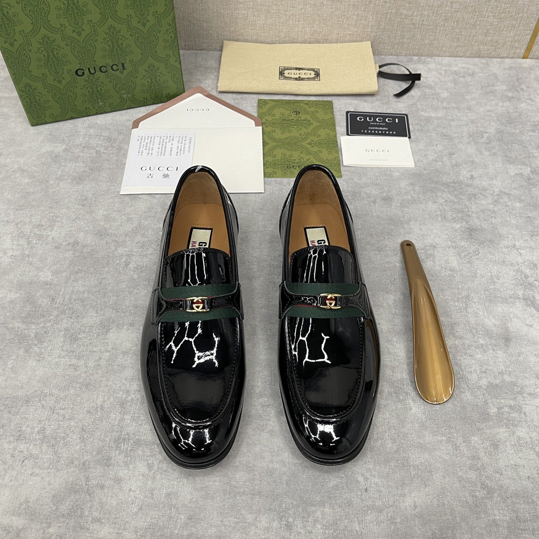Gvc*1 Loafer With Interlocking G Black For Men