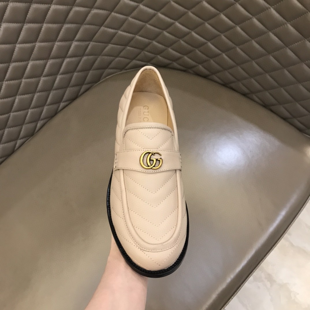 Gvc*1 Loafer With Interlocking G Beige For Men
