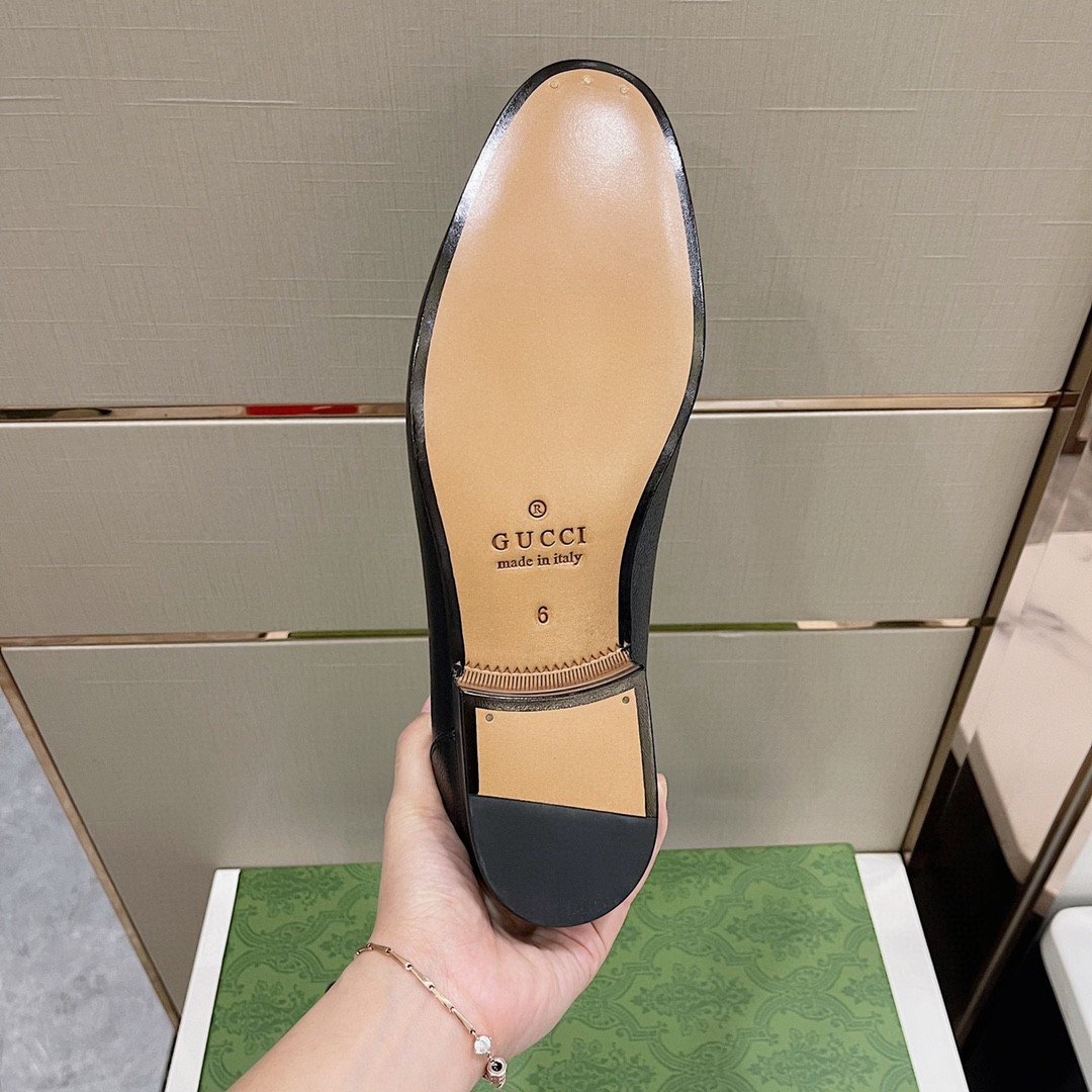Gvc*1 Loafer With Interlocking G Black For Men
