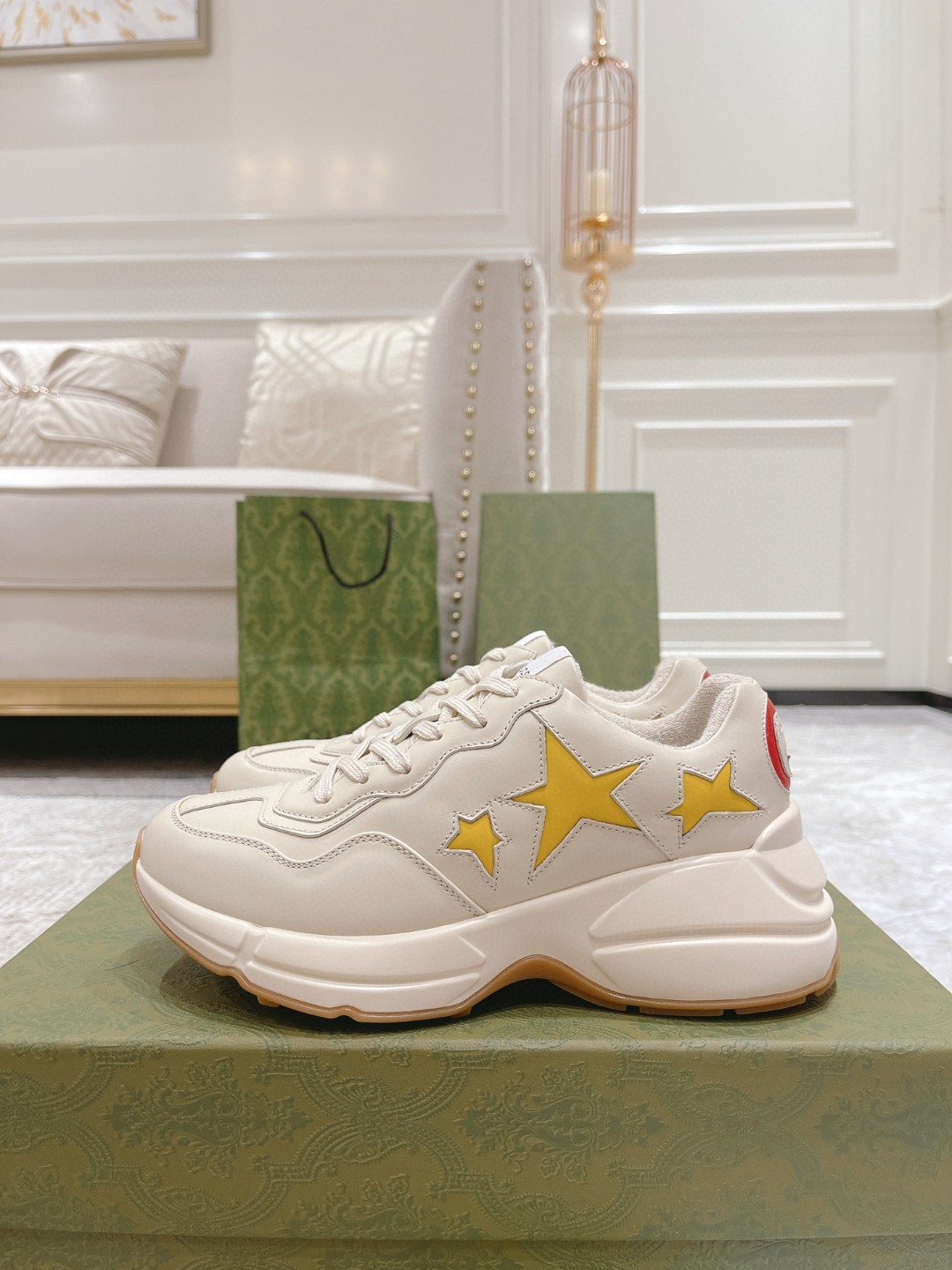 Gvc*1 Rhyton Sneaker With Stars White For Men 660939-2SH10-9560