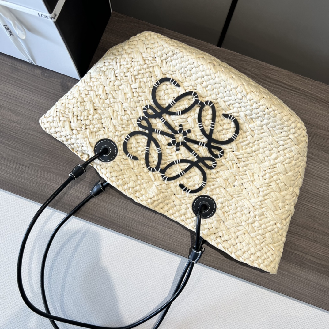 L0ew* Small Anagram Basket Bag Beige/Black For Women 15in / 38cm A223P65X01