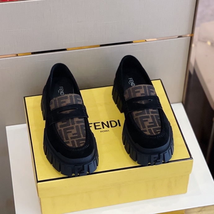 F**di FD O’Lock Nubuck Loafers Brown For Men
