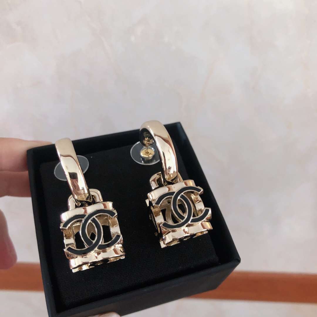 Ch**el Square Earrings Black For Women